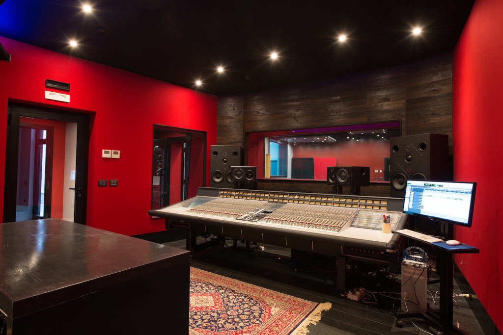 02 La sala regia dello studio Brown
